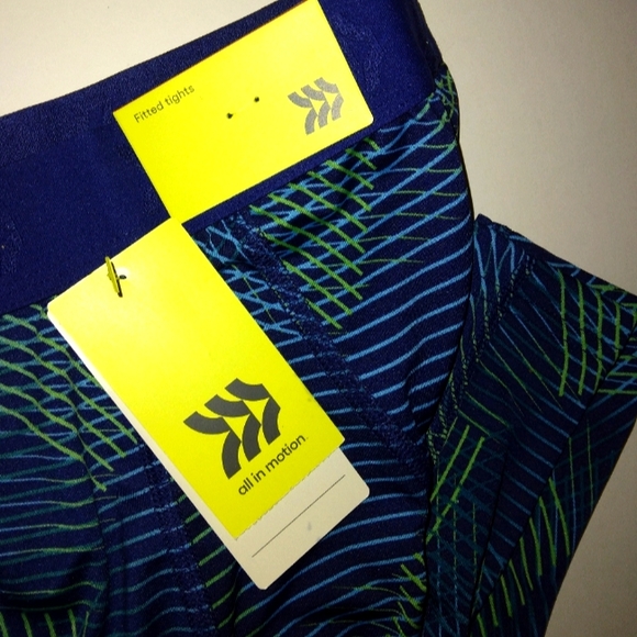 NWT☆ALL IN MOTION☆Boy's Moisture Wicking/Ventilated Fitted Athletic Tights - Picture 3 of 13